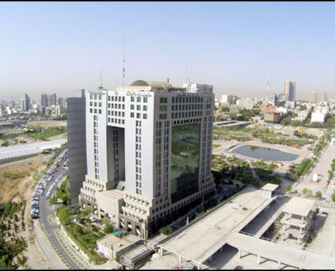 انعقاد قرارداد ساخت برای بیش از ۹۰۶ هزار متقاضی مسکن حمایتی/
آمادگی بهرهبرداری از بیش از ۱۰۰ هزار واحد مسکونی تا پایان
۱۴۰۵ انعقاد قرارداد ساخت برای بیش از ۹۰۶ هزار متقاضی مسکن حمایتی/
آمادگی بهرهبرداری از بیش از ۱۰۰ هزار واحد مسکونی تا پایان
۱۴۰۵