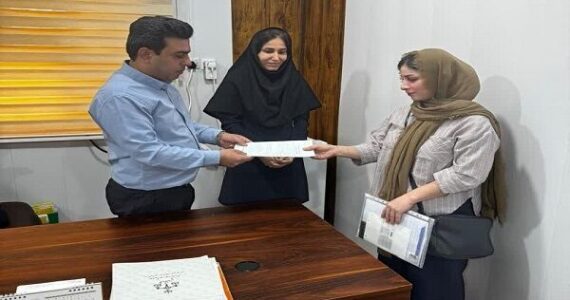 ببینید| آیین واگذاری ۲۰۰ قطعه زمین ویلایی به متقاضیان قانون
جوانی جمعیت و حمایت از خانواده در هندیجان خوزستان ببینید| آیین واگذاری ۲۰۰ قطعه زمین ویلایی به متقاضیان قانون
جوانی جمعیت و حمایت از خانواده در هندیجان خوزستان