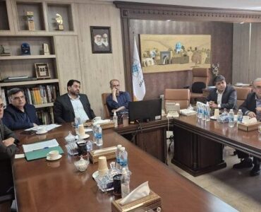 برنامه ریزی برای پایان معابر خاکی در ۲۱۱ هزار هکتار بافت
فرسوده سراسر کشور برنامه ریزی برای پایان معابر خاکی در ۲۱۱ هزار هکتار بافت
فرسوده سراسر کشور
