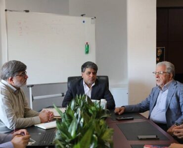 تدوین مدل عملیاتی بازآفرینی سکونتگاههای غیررسمی چابهار در
دستور کار قرار گرفت تدوین مدل عملیاتی بازآفرینی سکونتگاههای غیررسمی چابهار در
دستور کار قرار گرفت