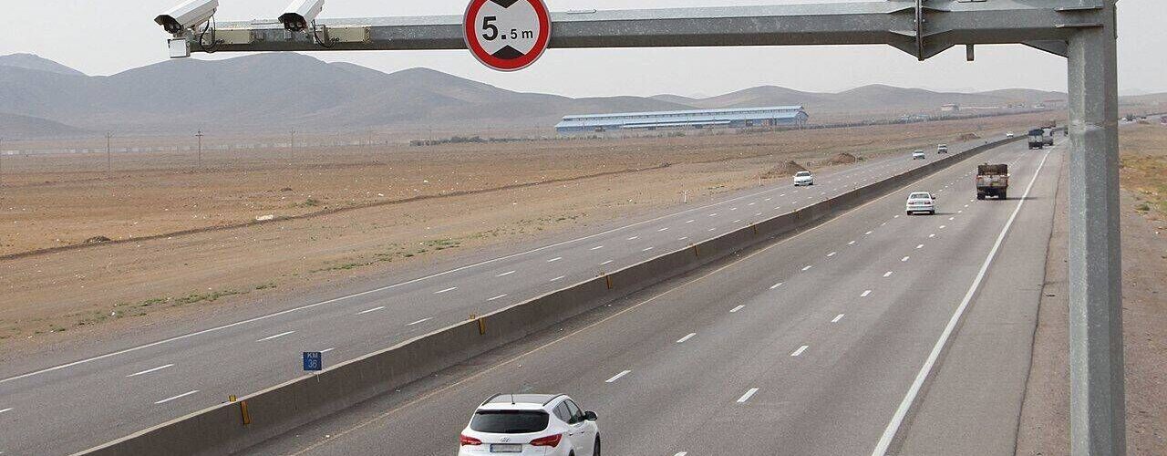 ثبت بیش از ۱۱۱ میلیون تردد در محورهای مواصلاتی استان البرز
طی ۶ ماه نخست سال ۱۴۰۵