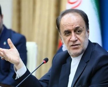 حاجیبابایی: دیپلماسی با قدرت امکانپذیر است حاجیبابایی: دیپلماسی با قدرت امکانپذیر است