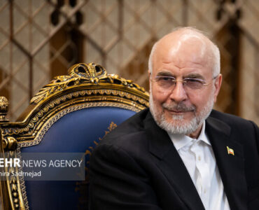 قالیباف: جهان در حال تماشای آمریکا بر لبهی پرتگاه است قالیباف: جهان در حال تماشای آمریکا بر لبهی پرتگاه است