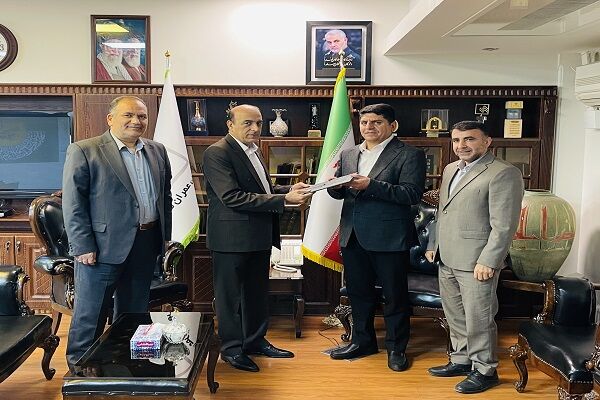 قدردانی مدیرعامل شرکت عمران شهرهای جدید از مدیرکل حقوقی
وزارت راه و شهرسازی