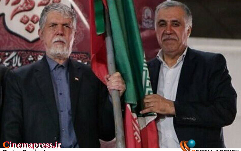 «مردم ایران» همواره با «پرچم» زیسته‌اند و نیازی به تعیین یک روز خاص نبوده است اما برای توجه جدی‌تر به این «نماد ملی» چنین امری در «تقویم» گنجانده شد