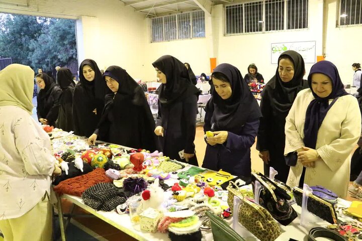 نمایشگاههای بانوان زمینه‌ساز تقویت خودباوری و استقلال اقتصادی آنان است