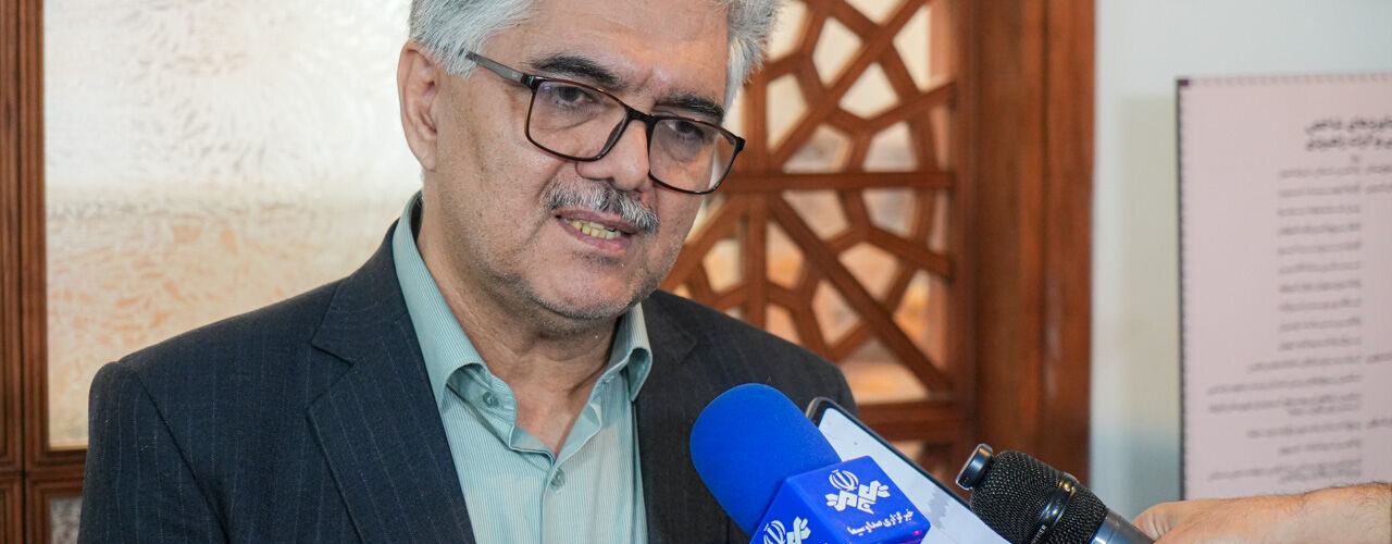 بازسازی پس از جنگ محور جلسه شورای عالی شهرسازی و
معماری