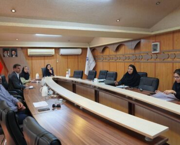بررسی طرحهای اقتصادی و زیربنایی شهرستانهای استان بوشهر در
کمیته آمایش سرزمین بررسی طرحهای اقتصادی و زیربنایی شهرستانهای استان بوشهر در
کمیته آمایش سرزمین