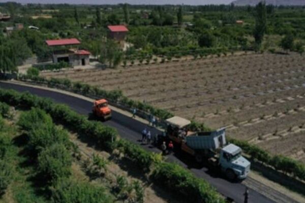 بهره مندی ۲ هزار و ۵۰۷ خانوار روستایی آذربایجان‌غربی از راه
آسفالت در نیمه نخست سال