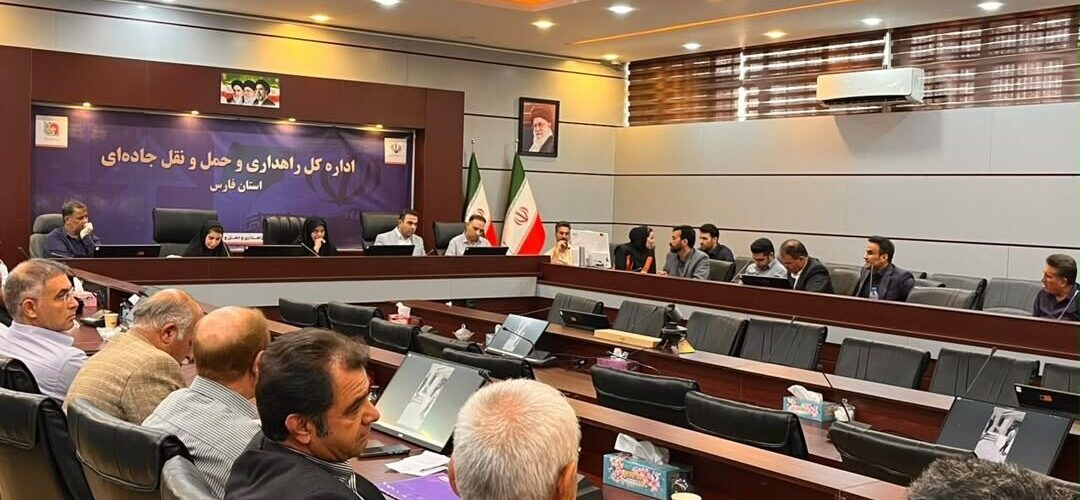 تأکید بر ارتقای خدمات و افزایش دسترس‌پذیری مجتمع‌های خدماتی
و رفاهی فارس