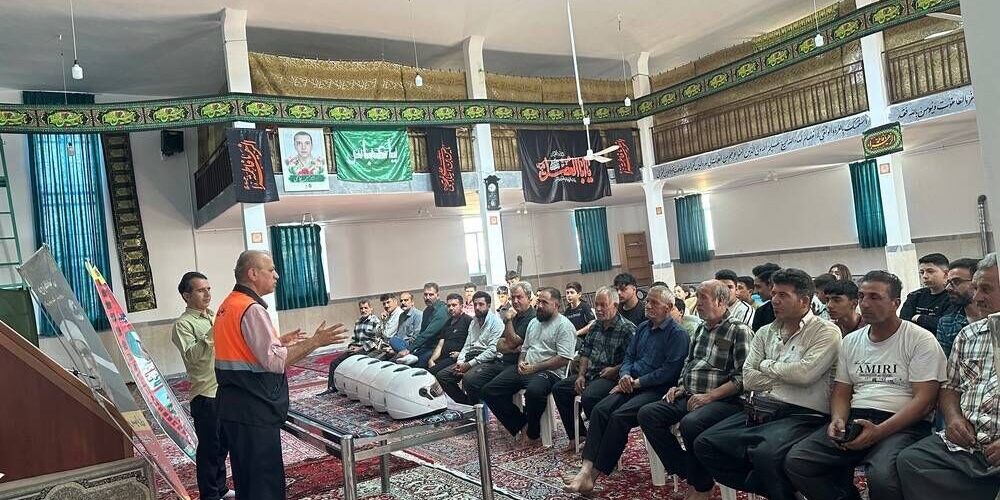 راهداری قزوین به بیش از ۹ هزار دانش‌آموز و موتورسوار آموزش
ایمنی تردد ارائه کرد
