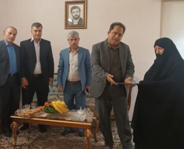 فرهنگ ایثار و شهادت باید به نسل‌های آینده منتقل شود