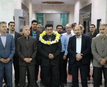 قهرمان جهان به خانه خود بازگشت/ استقبال پرشور کارکنان راه
آهن از کاوه ریاحی