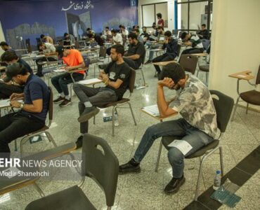 مسیر موفقیت رتبه ۱۰ ریاضی؛ برای کنکور زندگی تعطیل نشد