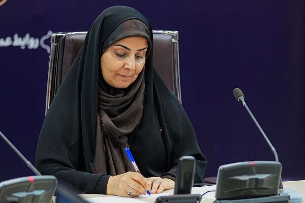 وزیر راه و شهرسازی درگذشت خواهر «عراقچی» را تسلیت
گفت