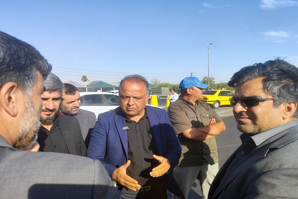 پروژه احداث کمربندی قلعه نو تا پایان آذرماه سال جاری به
بهره‌برداری و افتتاح خواهد رسید